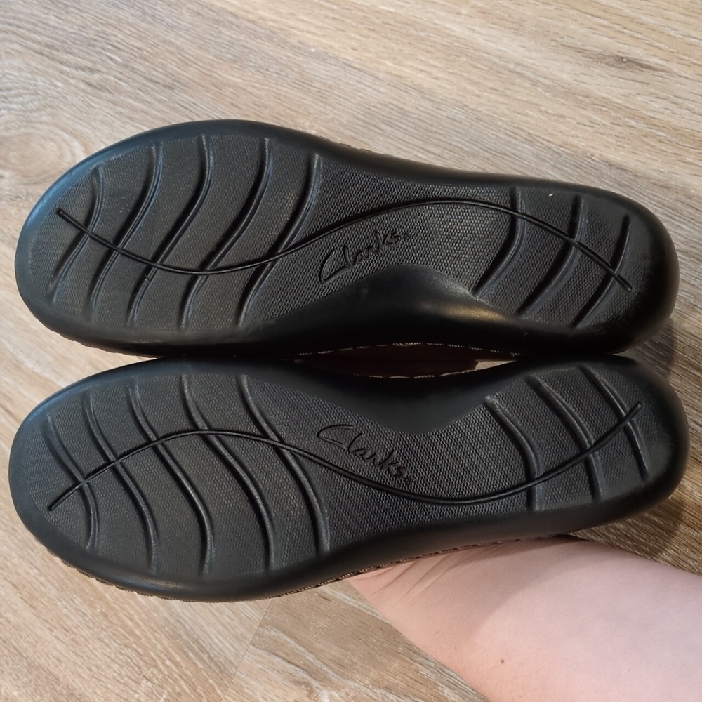 🥿Clarks Brown Loafers Women's size 8  😍VERY GOOD CONDITION!!!😍 - Picture 9 of 10